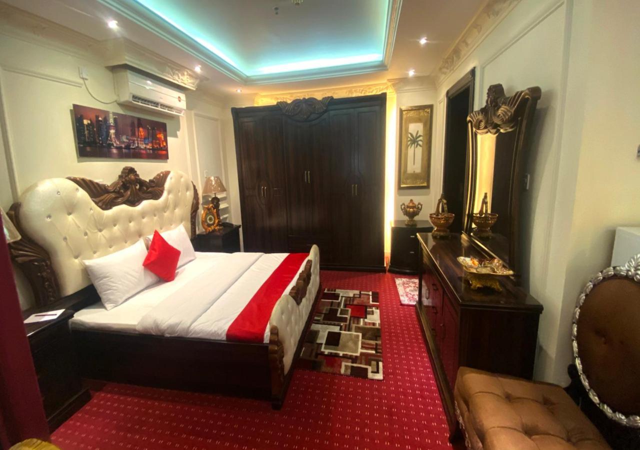 Majestic Hotel 도하 외부 사진