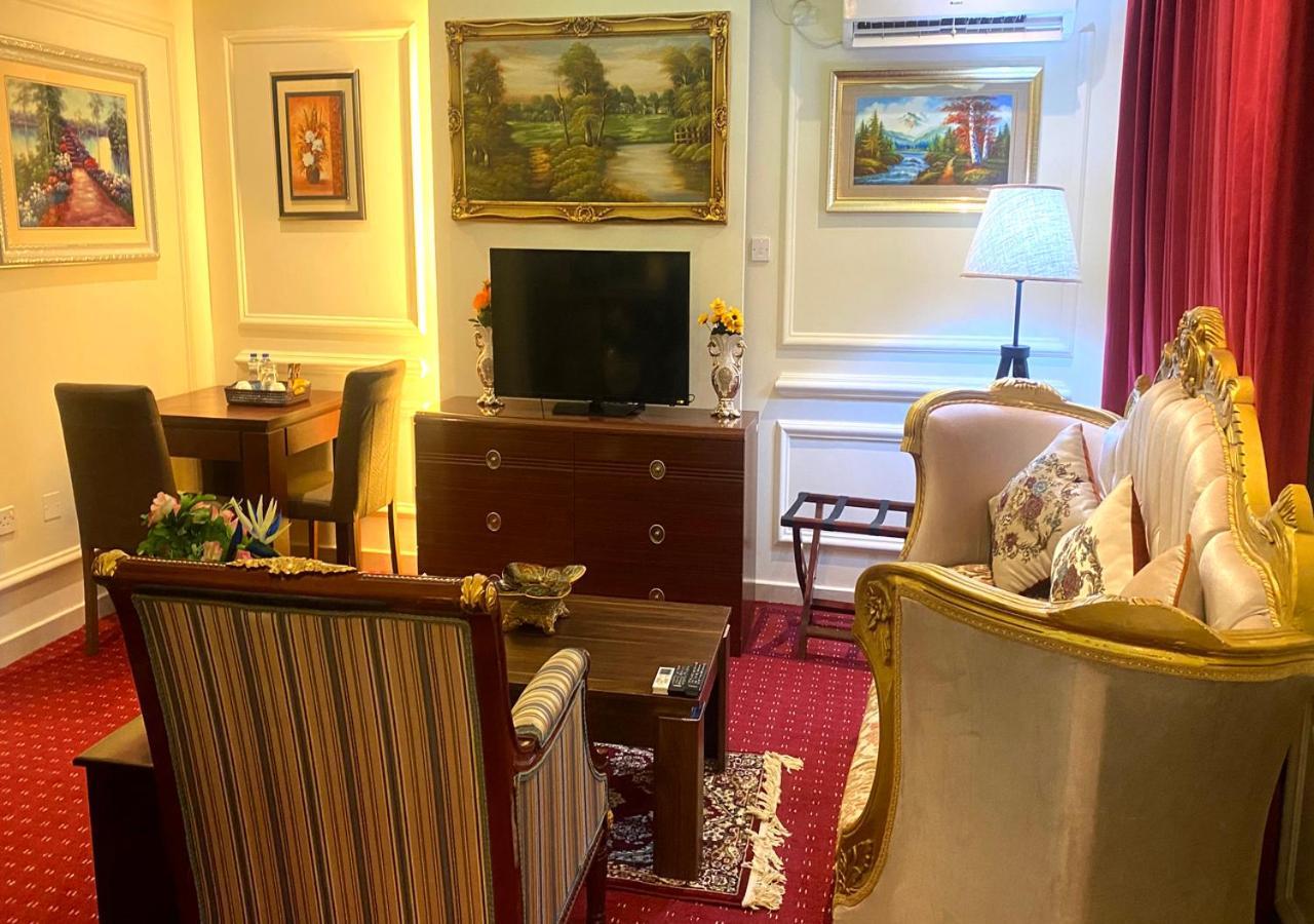 Majestic Hotel 도하 외부 사진